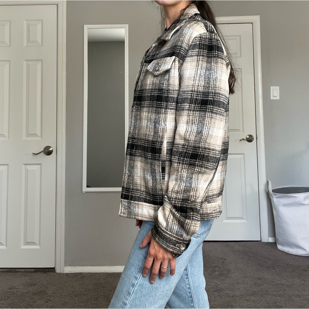 Zara Checkered Jacket/ plaid shacket - Picture 3 of 10